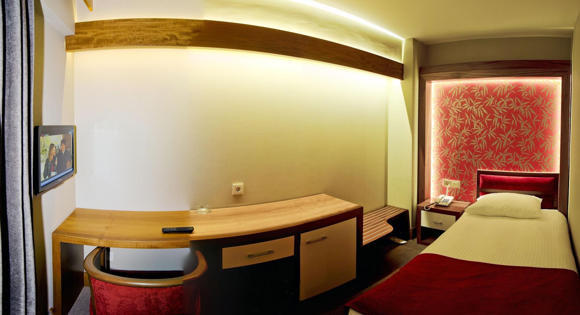 Bella Hotel Istanbul Bagian luar foto