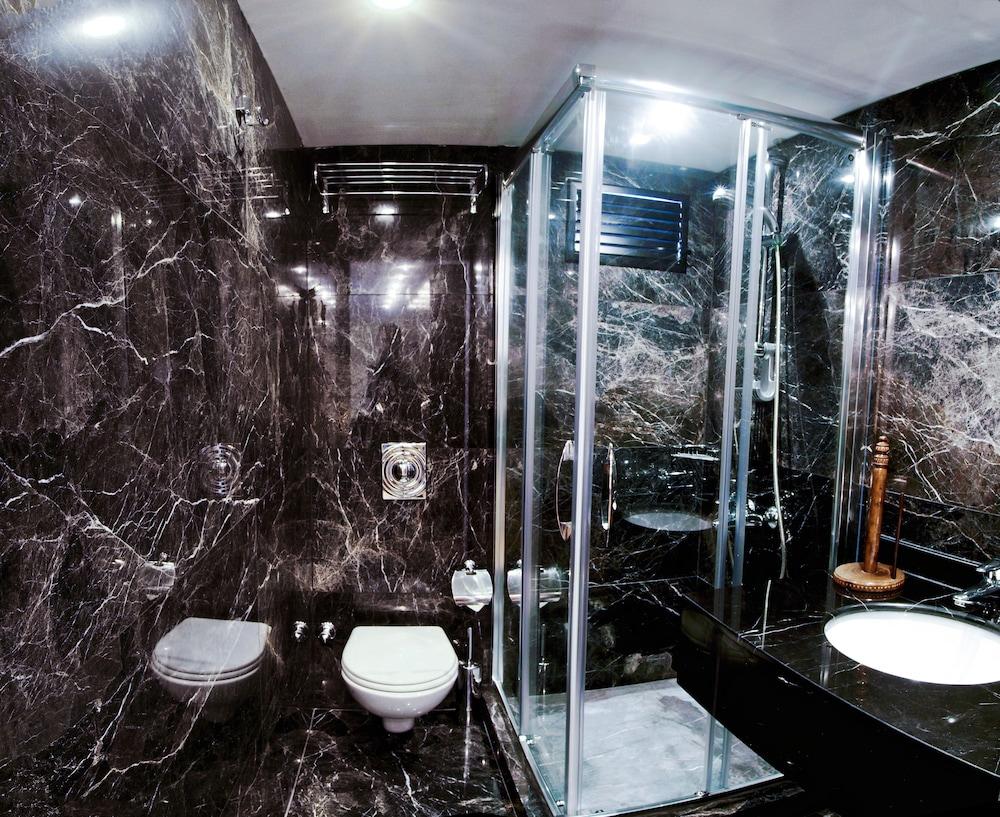 Bella Hotel Istanbul Bagian luar foto
